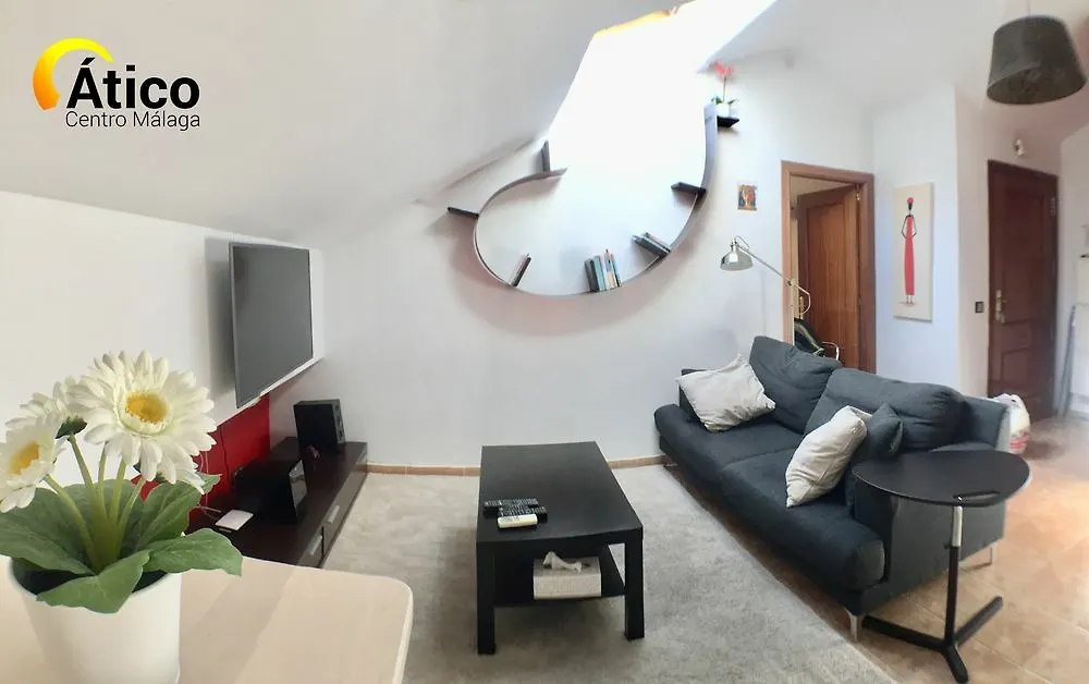 Atico Centro Malaga Apartment